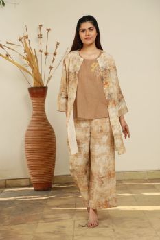 Hazel wallflower print cape