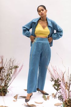 Macaw Top