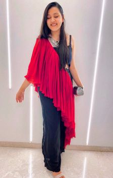 Flexile Red Ruffles