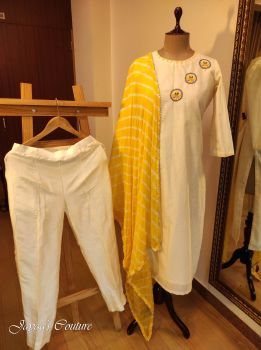 Off White Chanderi Kurta Pant With Leheriya Dupatta