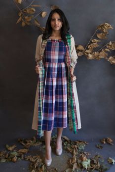 Box pleat check dress - Without Cape