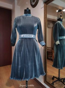 Charcoal Grey wrinkles dress with Belt