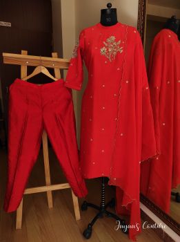 Red kurta pants and dupatta