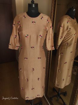 Begish Peach kurta pants dupatta set