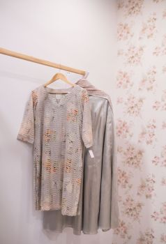 Floral embroidered kurta set