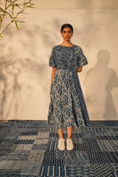 Freya Dress U-Neck Gown