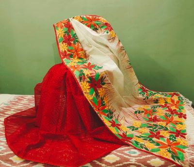 Offwhite And Red Pure Handloom Resham Kota Jamdani Flower Design Saree