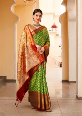 Forest Green Pure Handloom Banarasi Silk Saree From Banaras