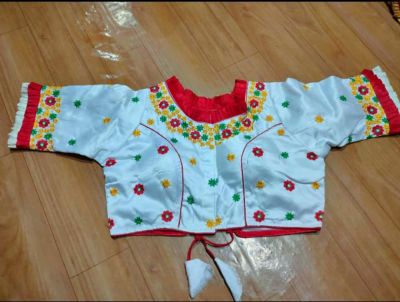 White Flower Raw Silk Pad Readymade Blouse