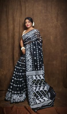 Black Pure Handloom Dhakai Jamdani Saree From Bengal