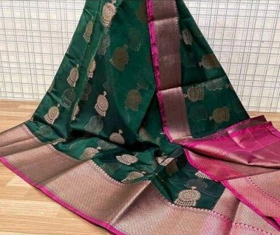 Dark Green Maheshwari Silk Cotton Saree From Banarasi